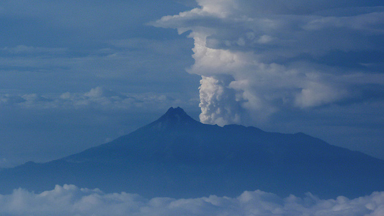 Το «Ηφαίστειο της Φωτιάς» στο Μεξικό ξύπνησε (φωτο βίντεο)